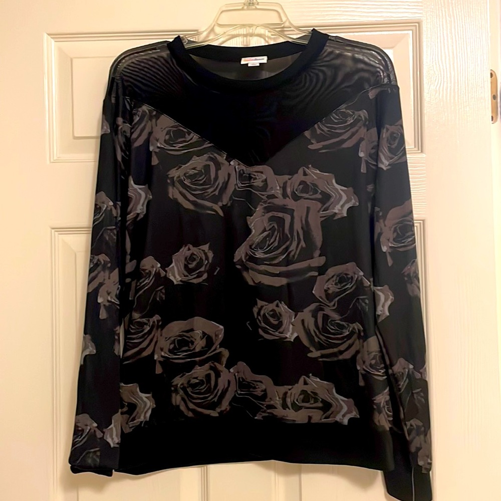 2 for $20 ⭐️ LulaRoe Lizzy